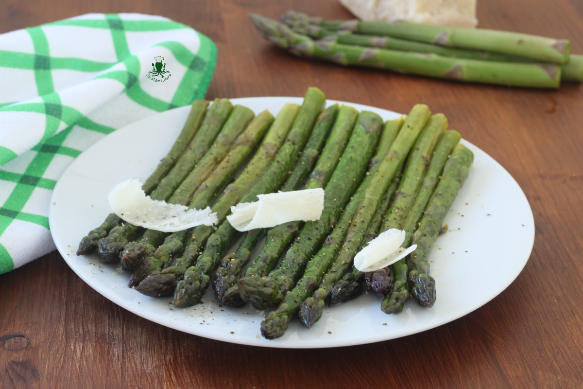 Spargel in der Pfanne – einfache und schnelle Beilage