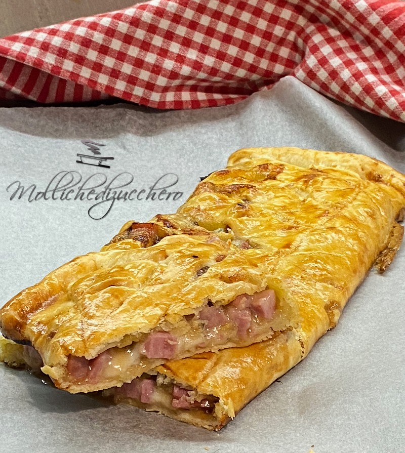 herzhafter Strudel mit Käse