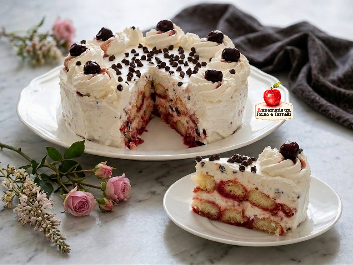 Torte mit Ricotta und Sauerkirschen (ohne Backen)