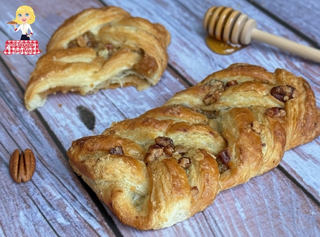 Blätterteig-Zöpfchen mit Pekannüssen