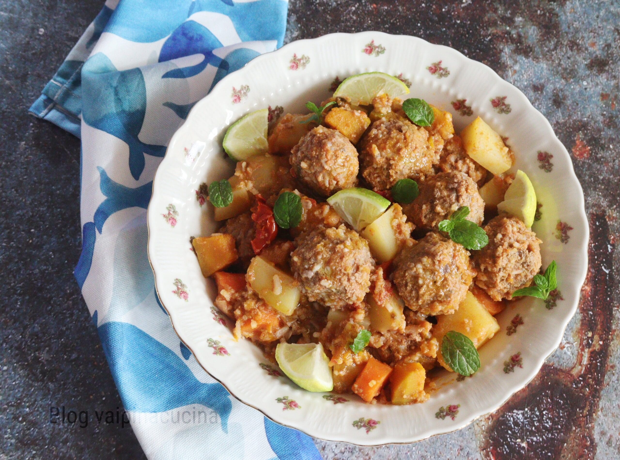 Soupe de boulettes de viande à la mexicaine