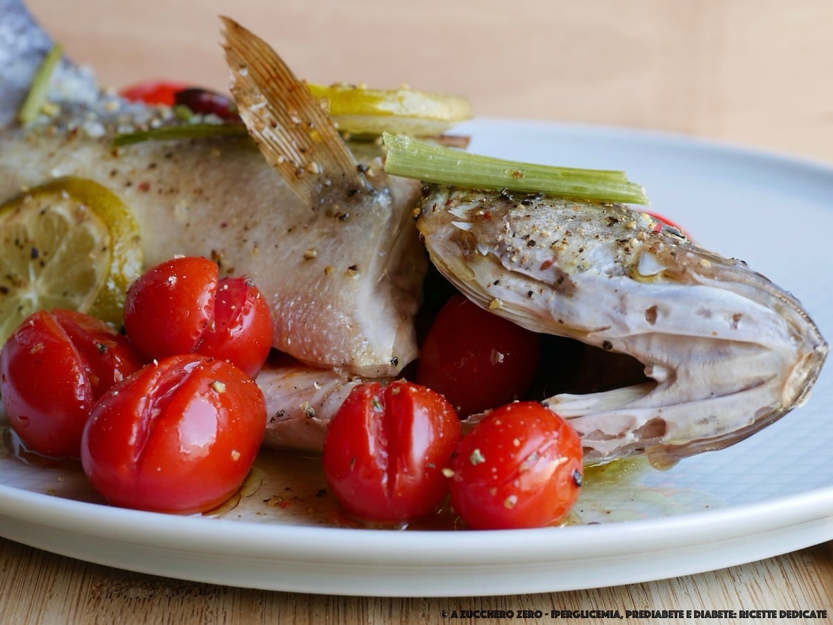 Bar au four avec tomates cerises et herbes | recette facile et légère
