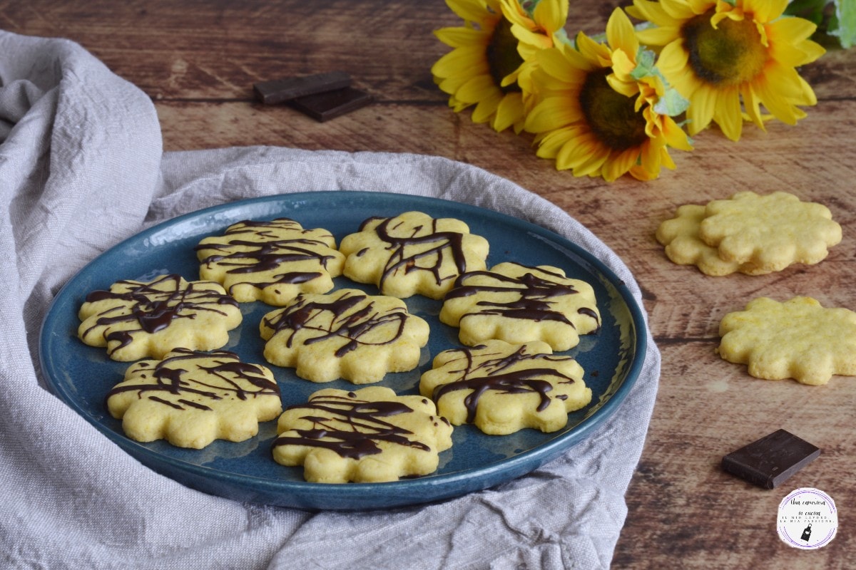 Biscuits au safran et au chocolat