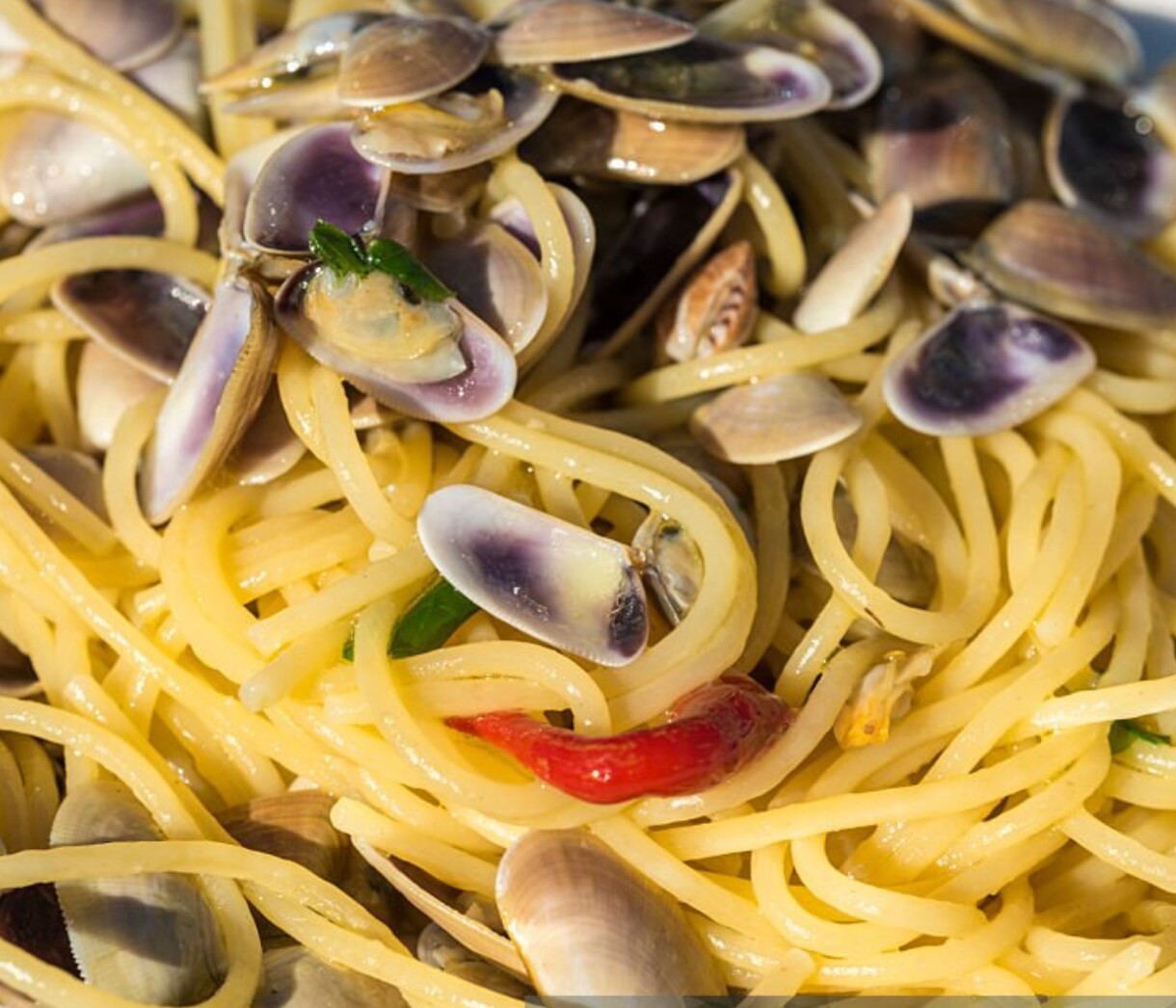 Spaghetti aux tellines à la napolitaine