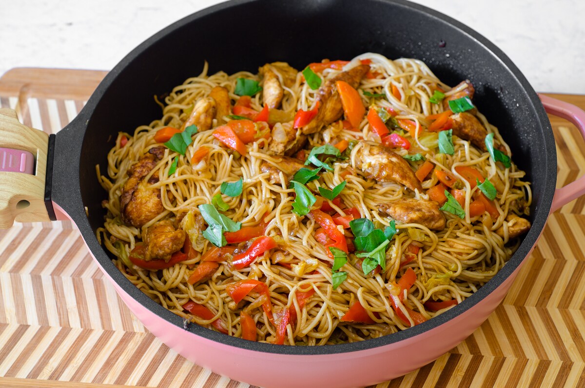 Chow Mein au Poulet : recette originale facile et rapide