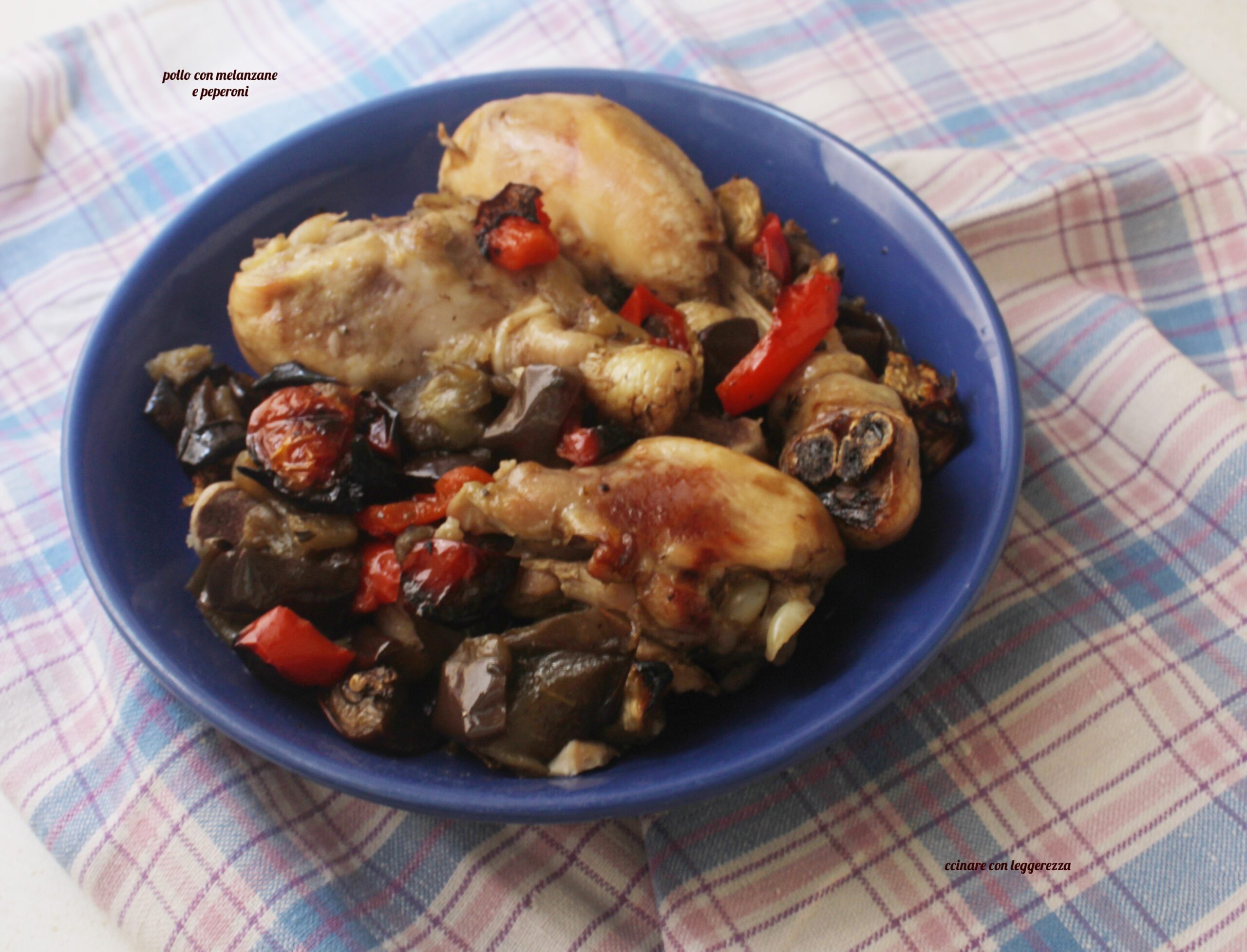 Poulet aux aubergines et poivrons