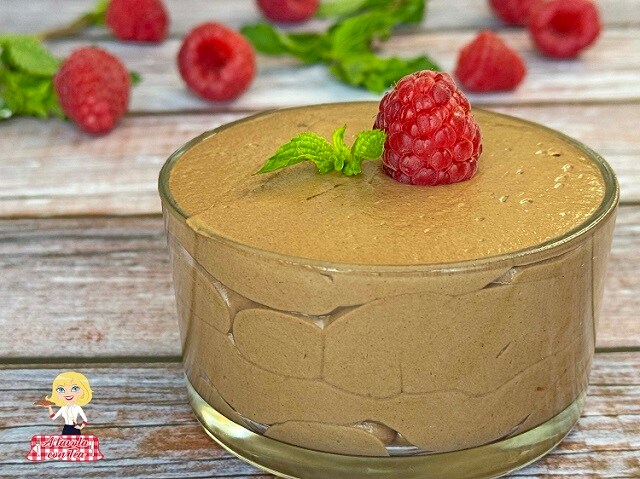 MOUSSE À LA NUTELLA