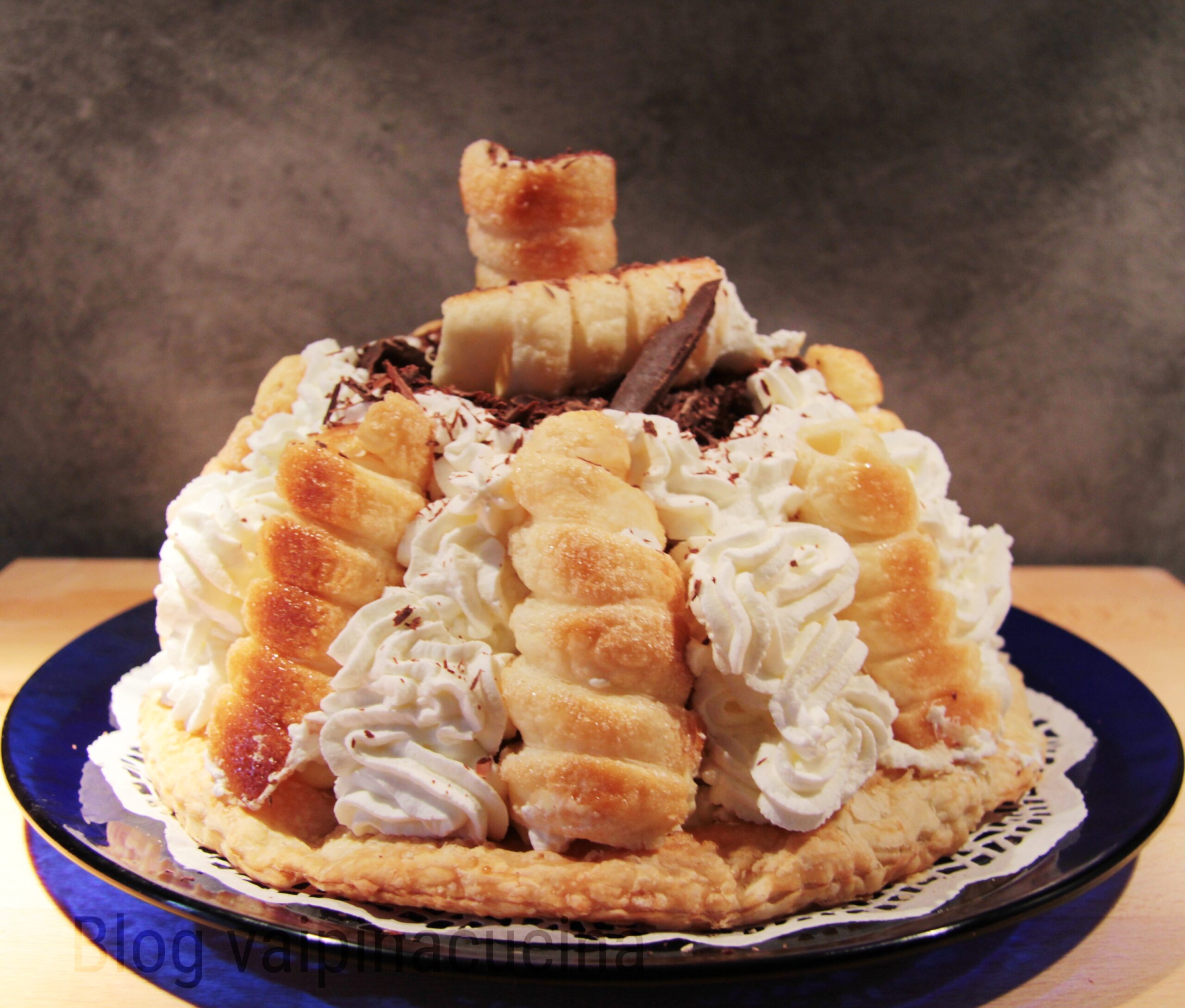 Gâteau de cannoli farcis