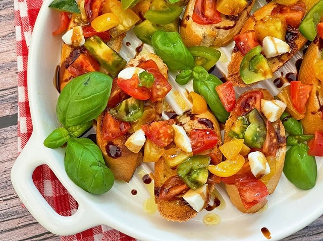 RECETTE BRUSCHETTA à la TOMATE