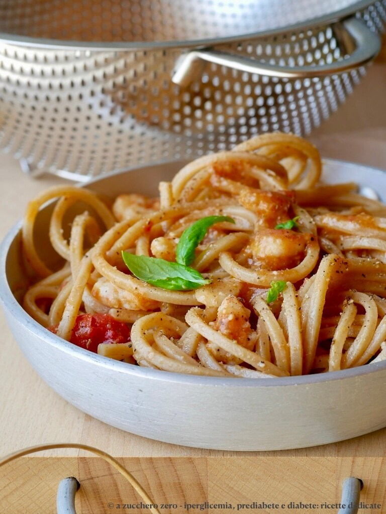 Pâtes aux crevettes et tomates cerises légères