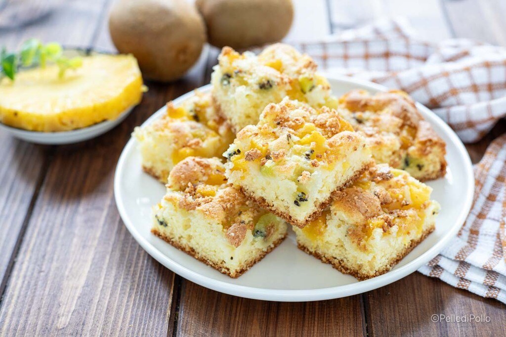 gâteau à l'ananas et au kiwi