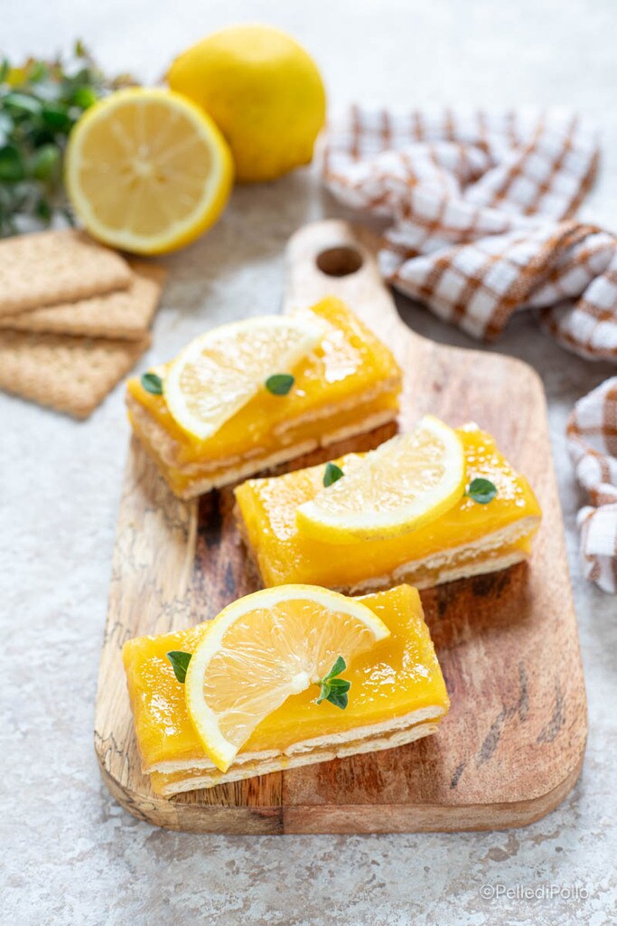 brique de biscuits avec crème au citron