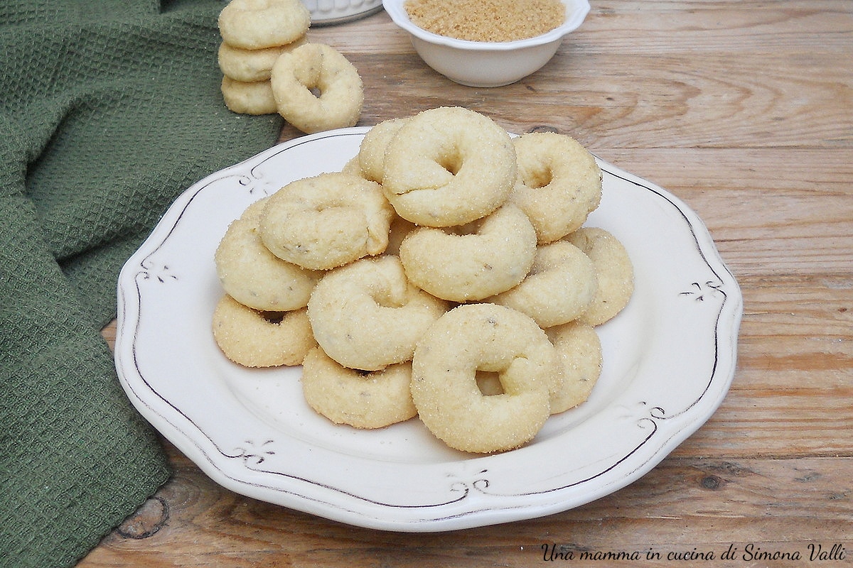 Petits anneaux au vin