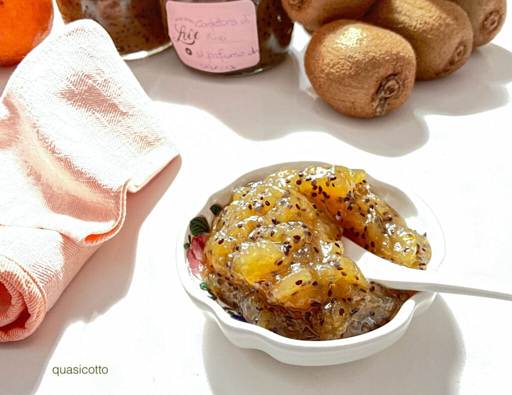 Confiture de kiwi sans gélifiants parfumée à l’orange avec le Bimby