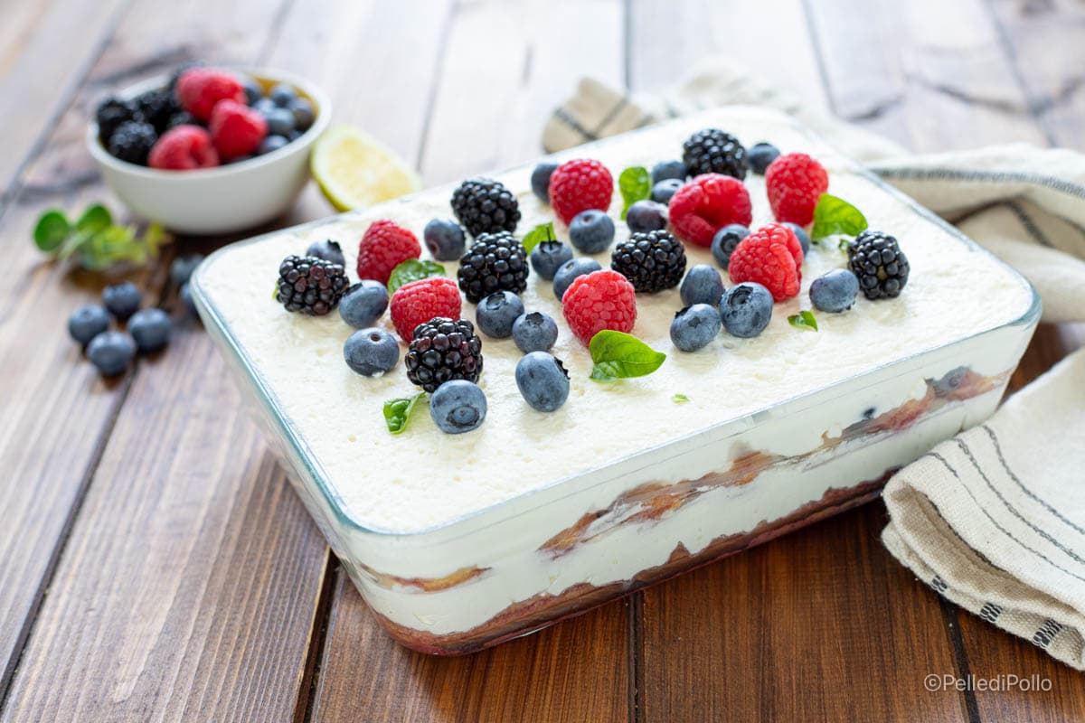 Tiramisu aux fruits rouges