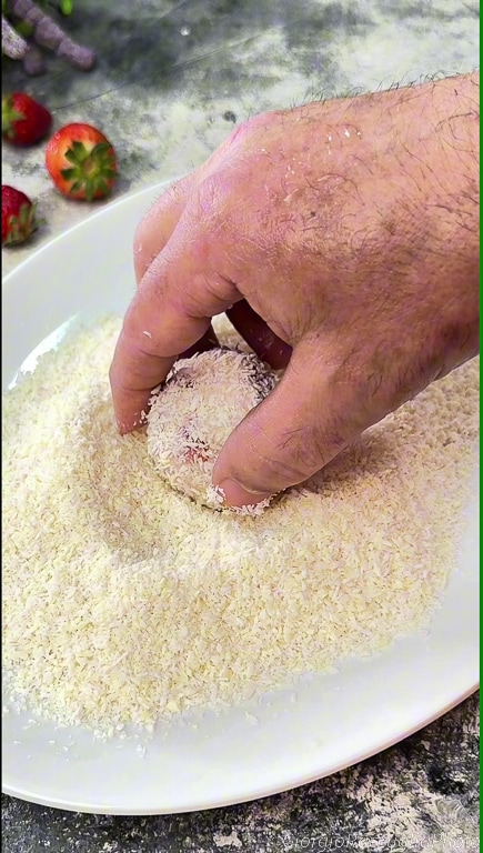 truffes fraises et noix de coco