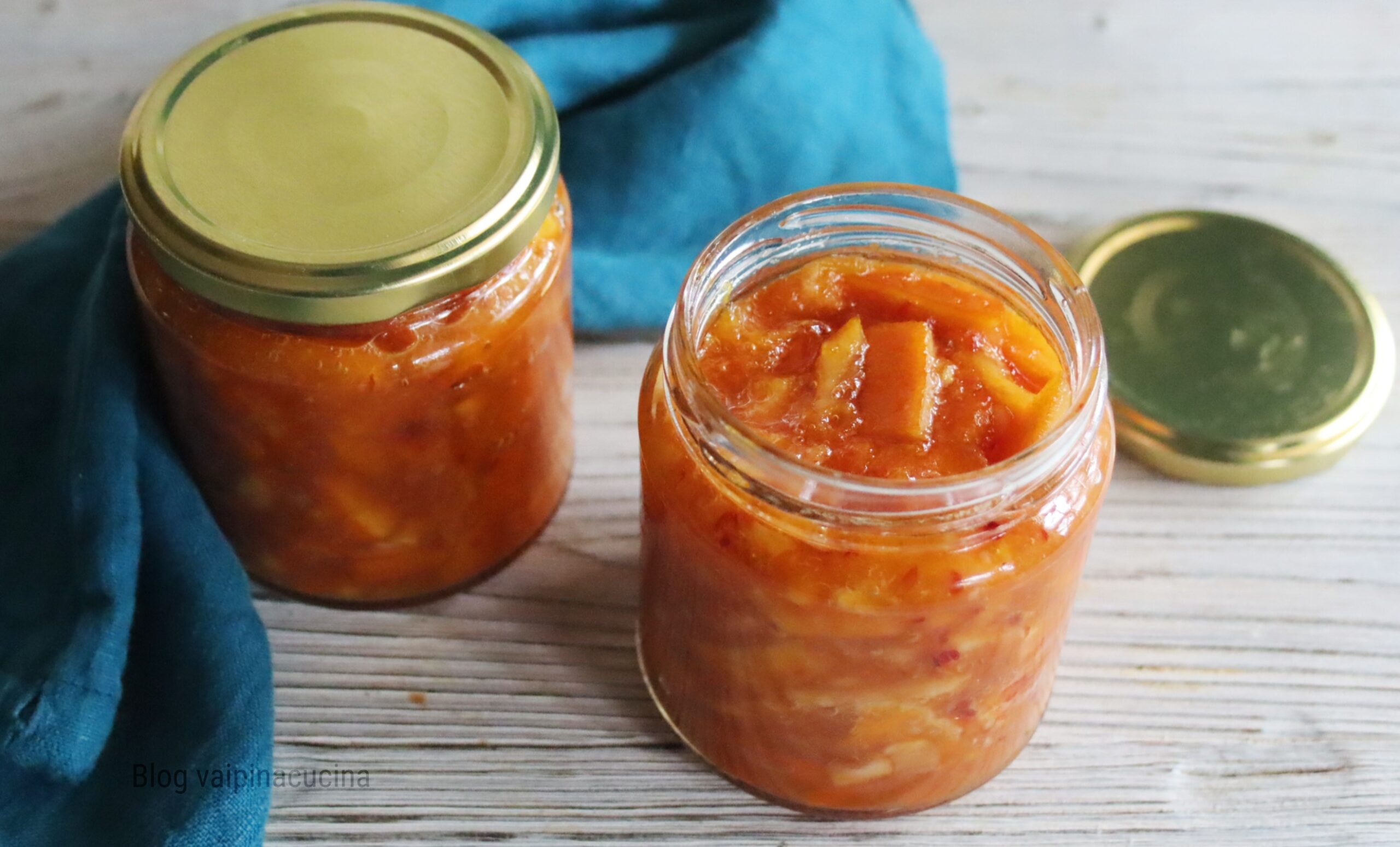 Confiture d’oranges avec la peau