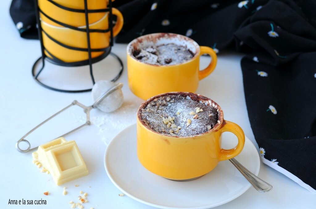 Mug cake au cœur fondant de chocolat blanc