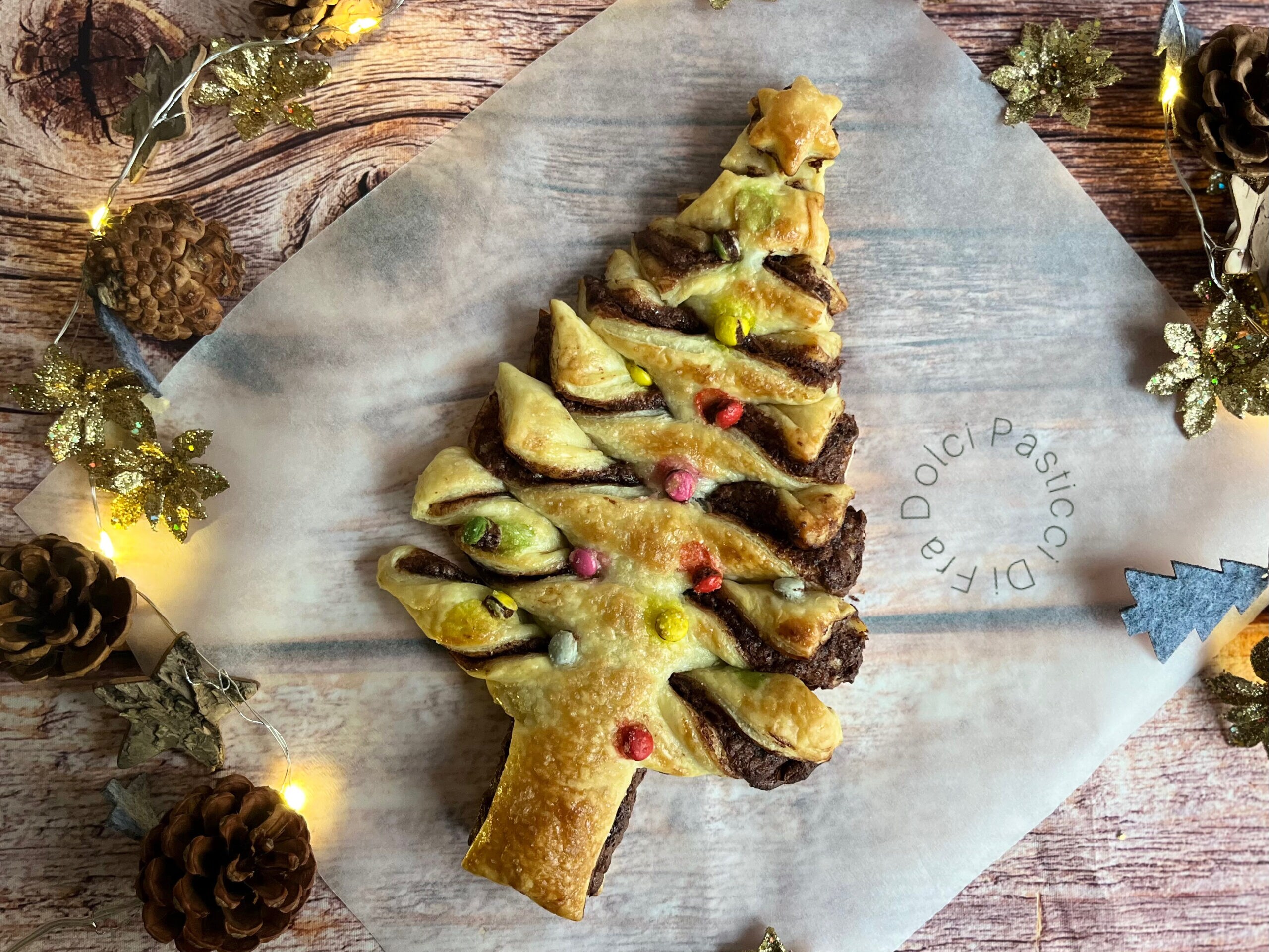 Sapin de Noël en pâte feuilletée et Nutella