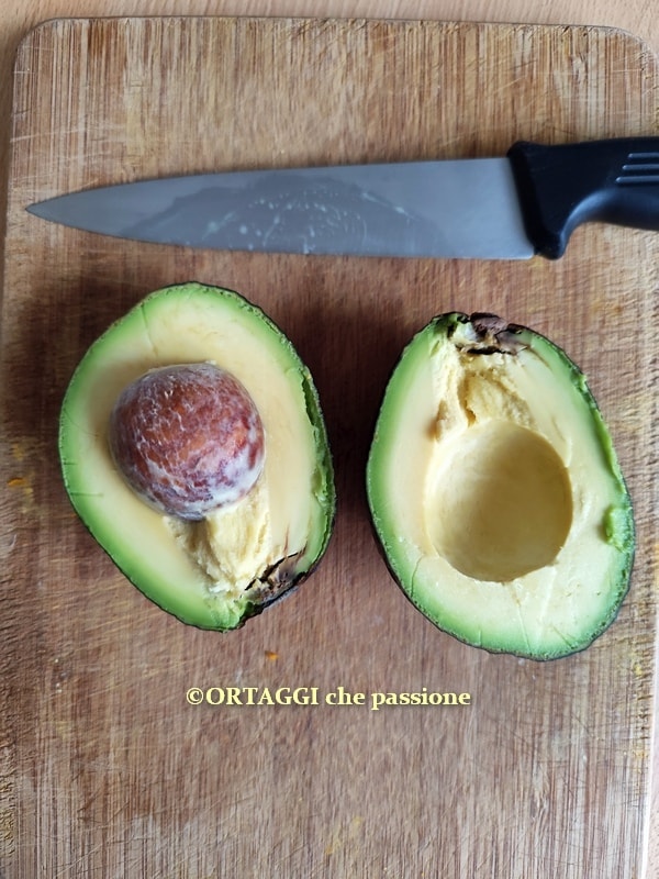 couper avocat et enlever noyau