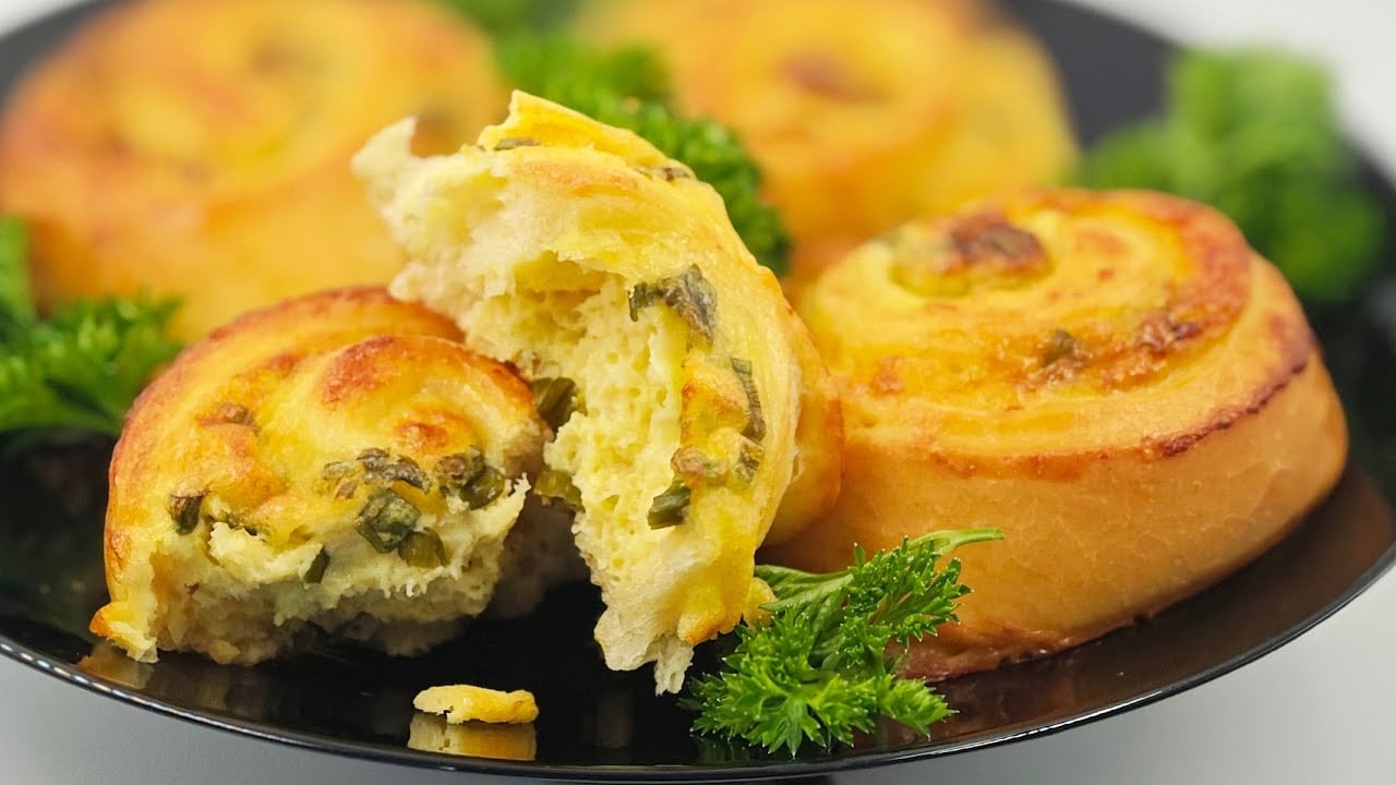 Roulés salés au fromage