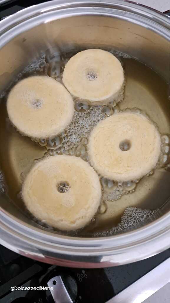 fausses beignes frits sans levage