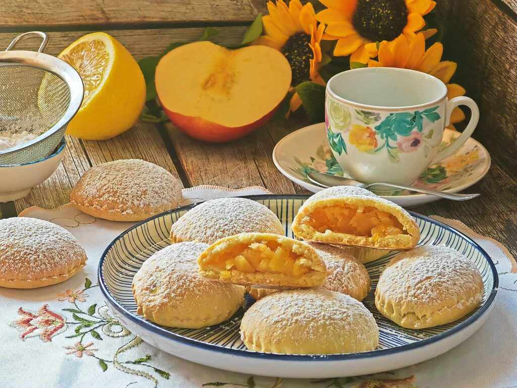 Biscuits fourrés aux pommes