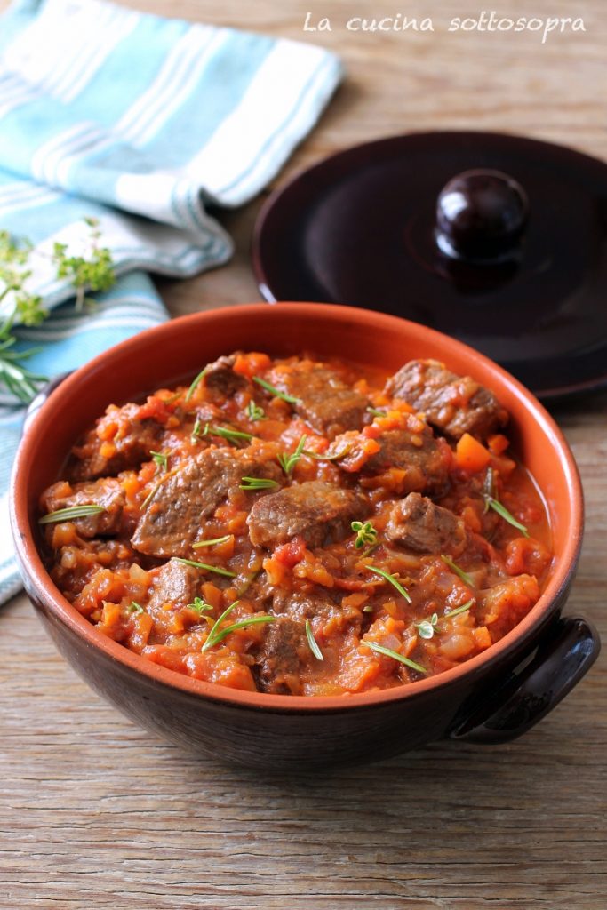 ragoût de bœuf à la chasseur