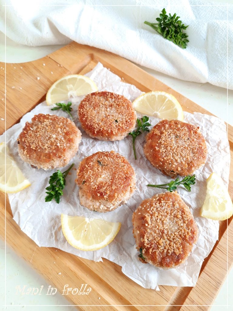 Boulettes de thon et pommes de terre à la poêle et à la friteuse à air