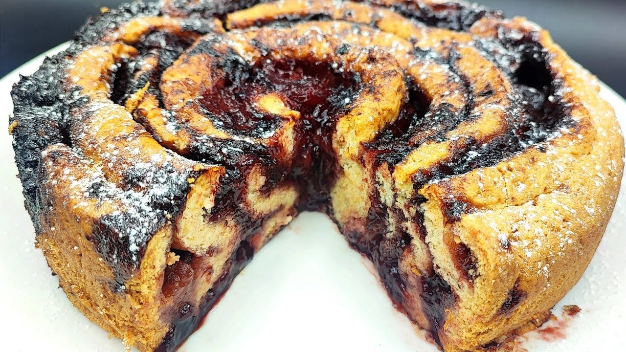 Tarte roulée aux prunes