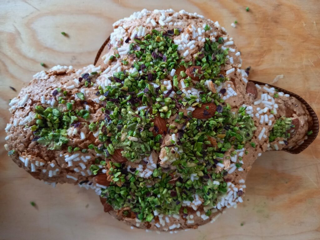 La colombe de Pâques au pistache