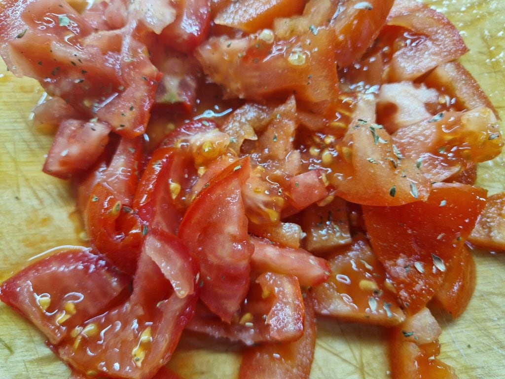 tomates cerises assaisonnées