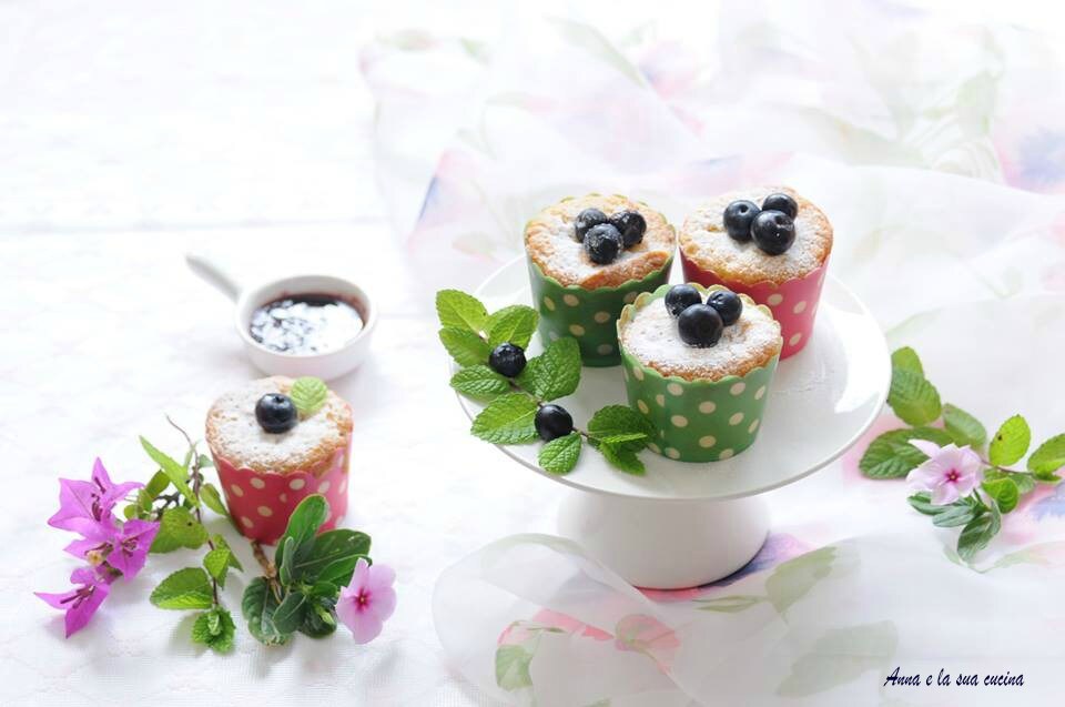 Petits gâteaux à la confiture de myrtilles