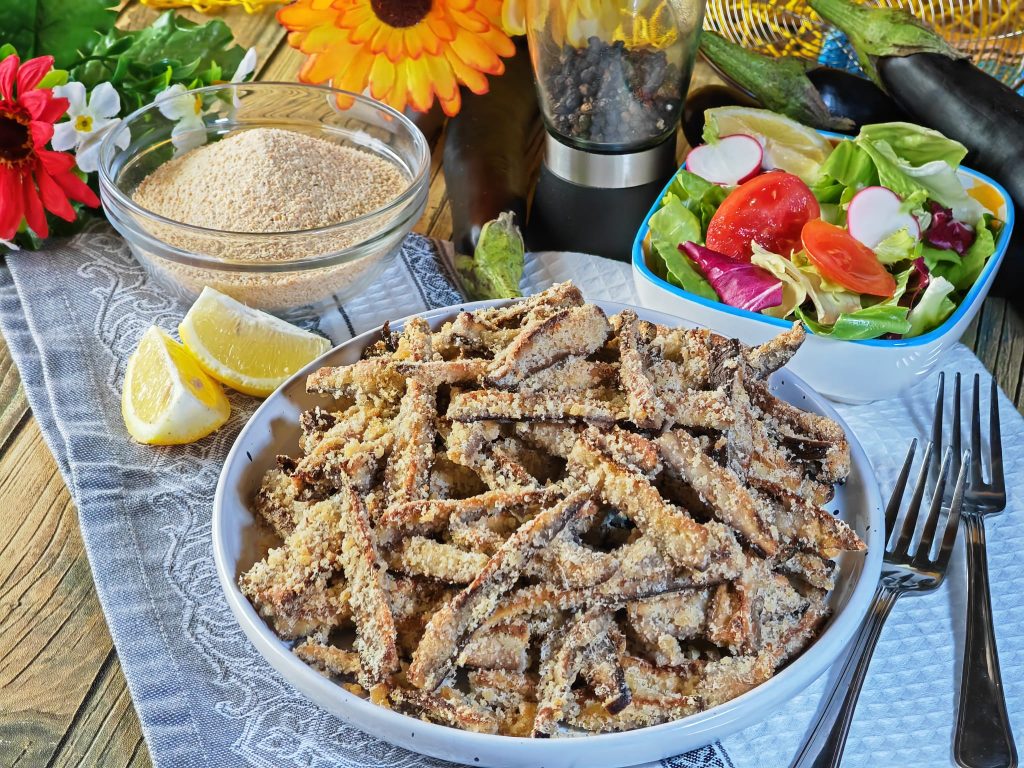 Bâtonnets d'aubergines gratinées au four