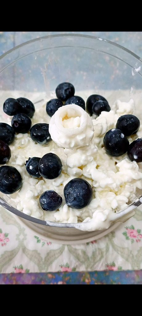 Fromage blanc, myrtilles sirop d'agave