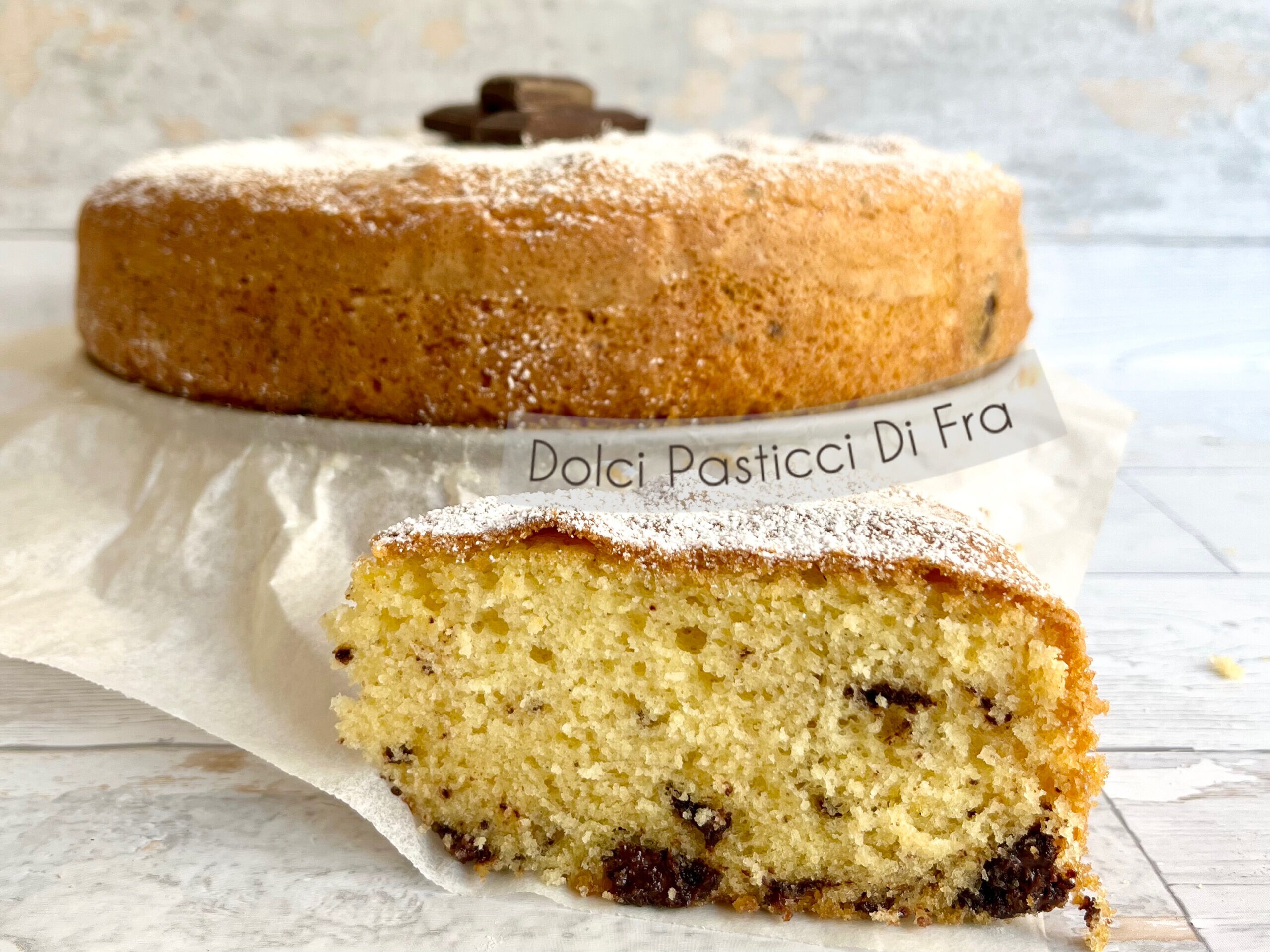 Gâteau à la crème fouettée et au chocolat sans gluten
