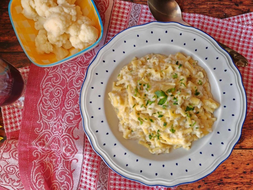 Pâtes au chou-fleur à la napolitaine