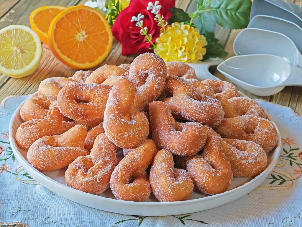 Zeppole frites sans levure