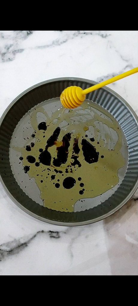 Huile, vinaigre balsamique, miel