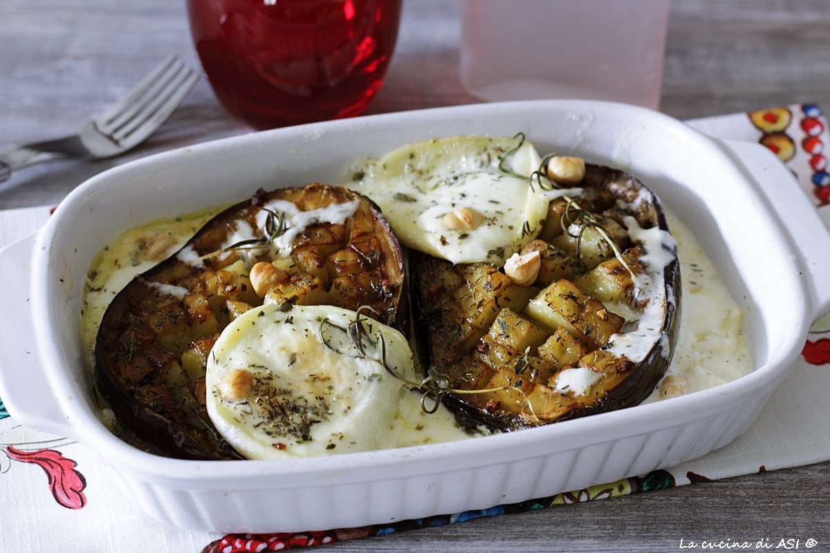 Aubergines au four avec tomini