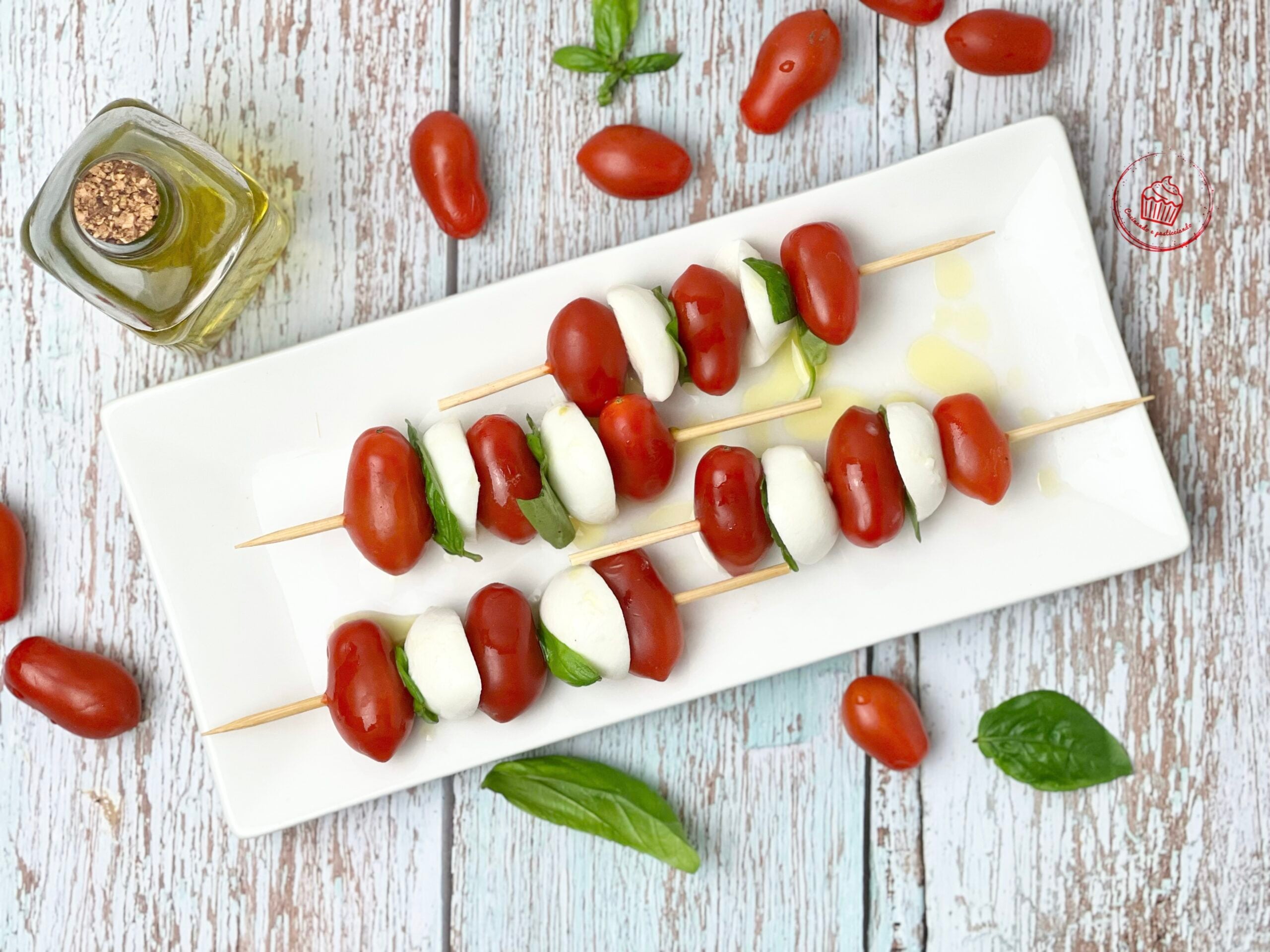 Brochettes caprese