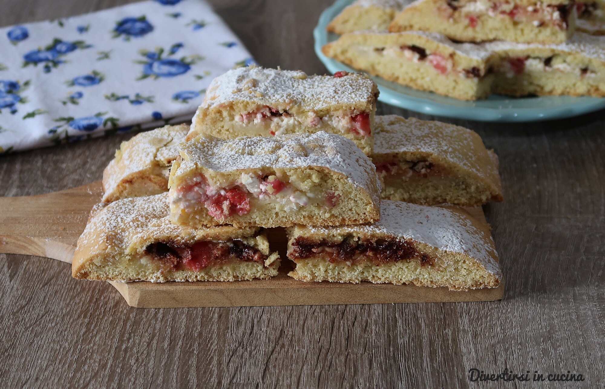 Barres de pâte sablée aux fraises