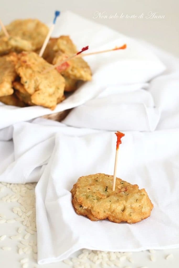 Beignets de riz et chou frisé