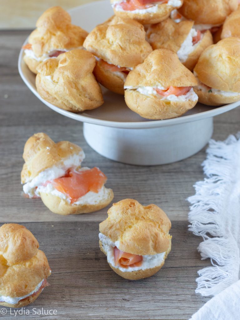 Choux salés au saumon