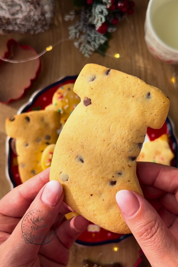 Biscuits en forme de chaussette avec pépites de chocolat : la recette parfaite pour une touche de douceur