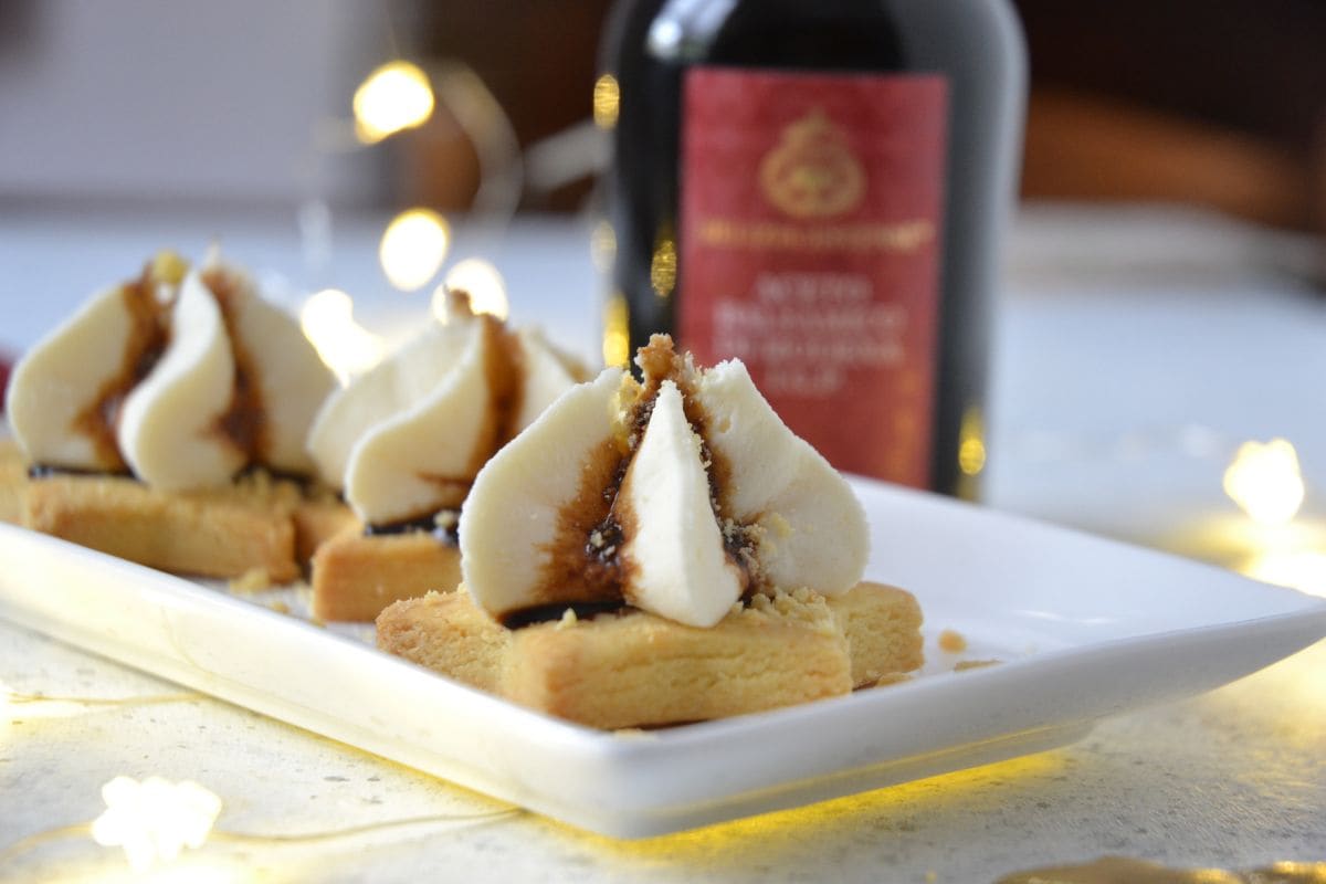 Biscuits sablés avec glace au Parmesan