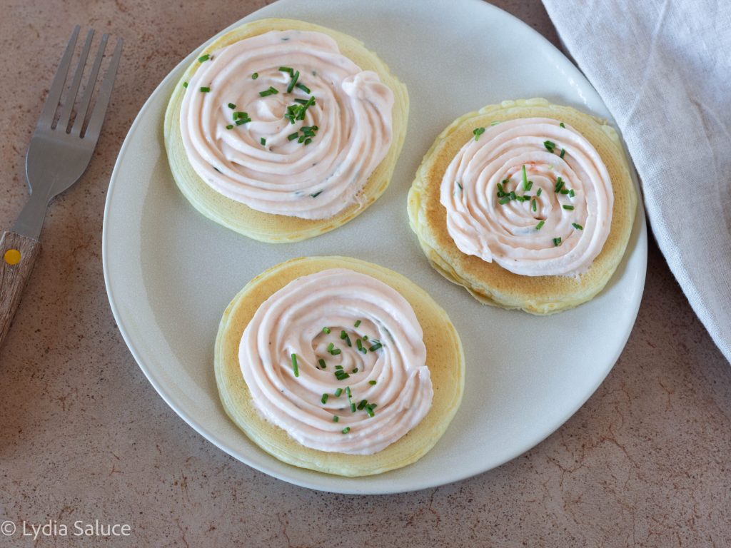 Blinis au saumon et fromage frais