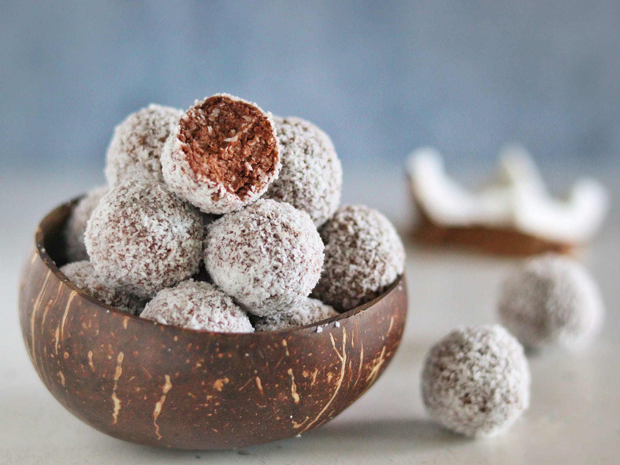 Boules de ricotta, noix de coco et cacao