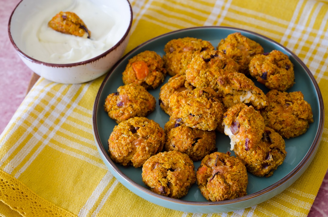 Boulettes de carottes au four, faciles, économiques et délicieuses !
