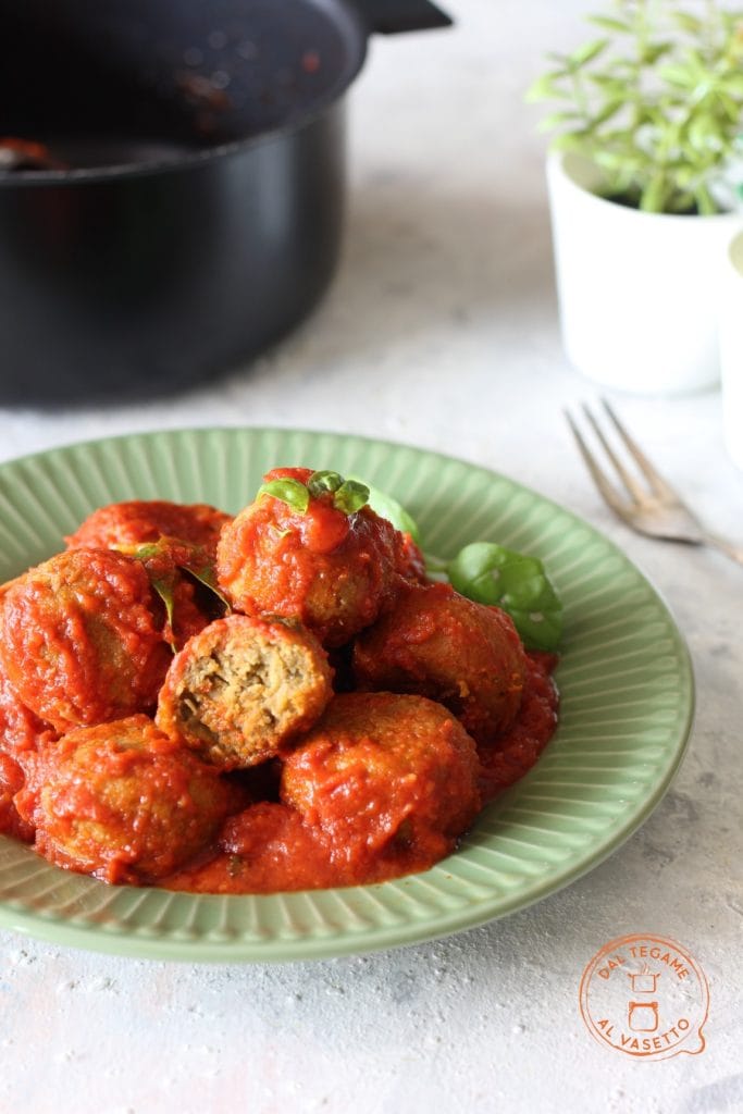 Boulettes de lentilles à la sauce au micro-ondes